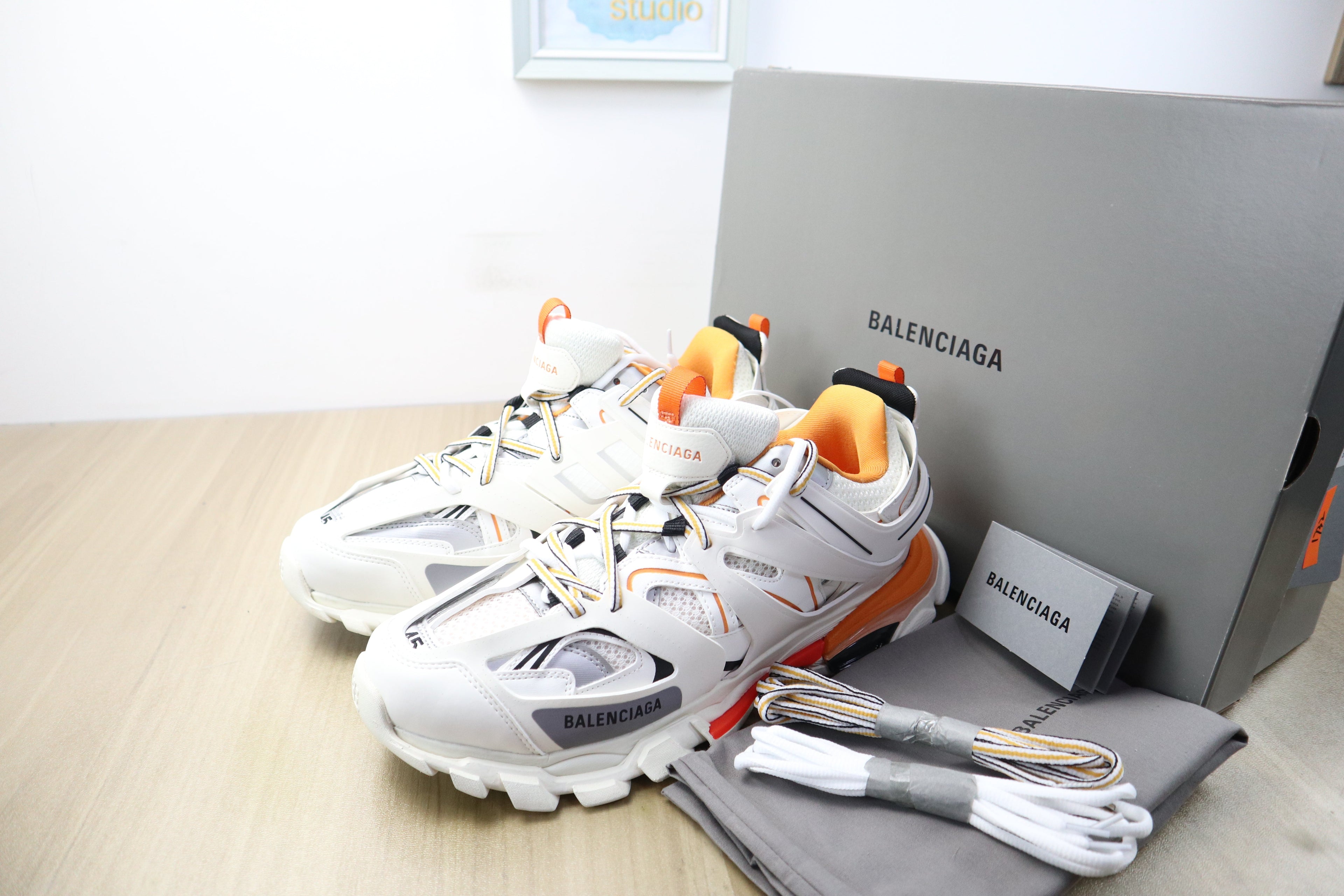 Balenciaga - Track - Blancheorange - Vue 5