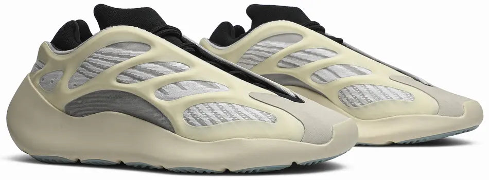 Yeezy - 700 V3 - Beige - Vue 5