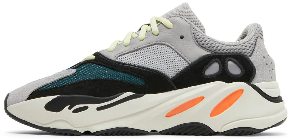 Yeezy - Boost 700 - Wave Runner - Vue 2