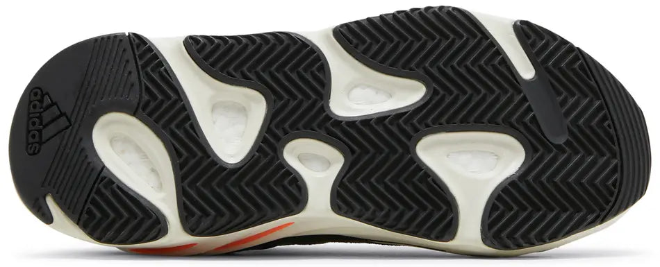 Yeezy - Boost 700 - Wave Runner - Vue 3