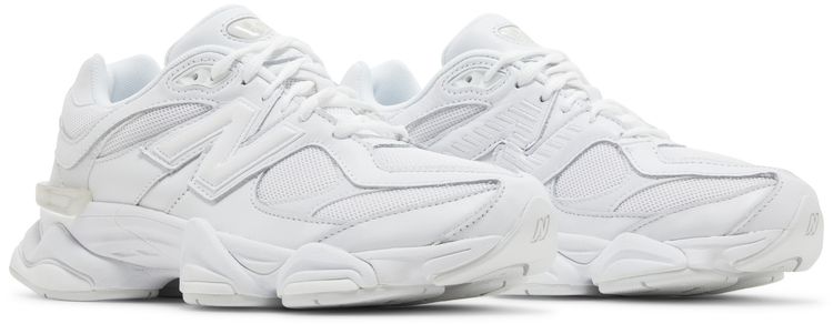 New Balance - 9060 - Triple White - Vue 6