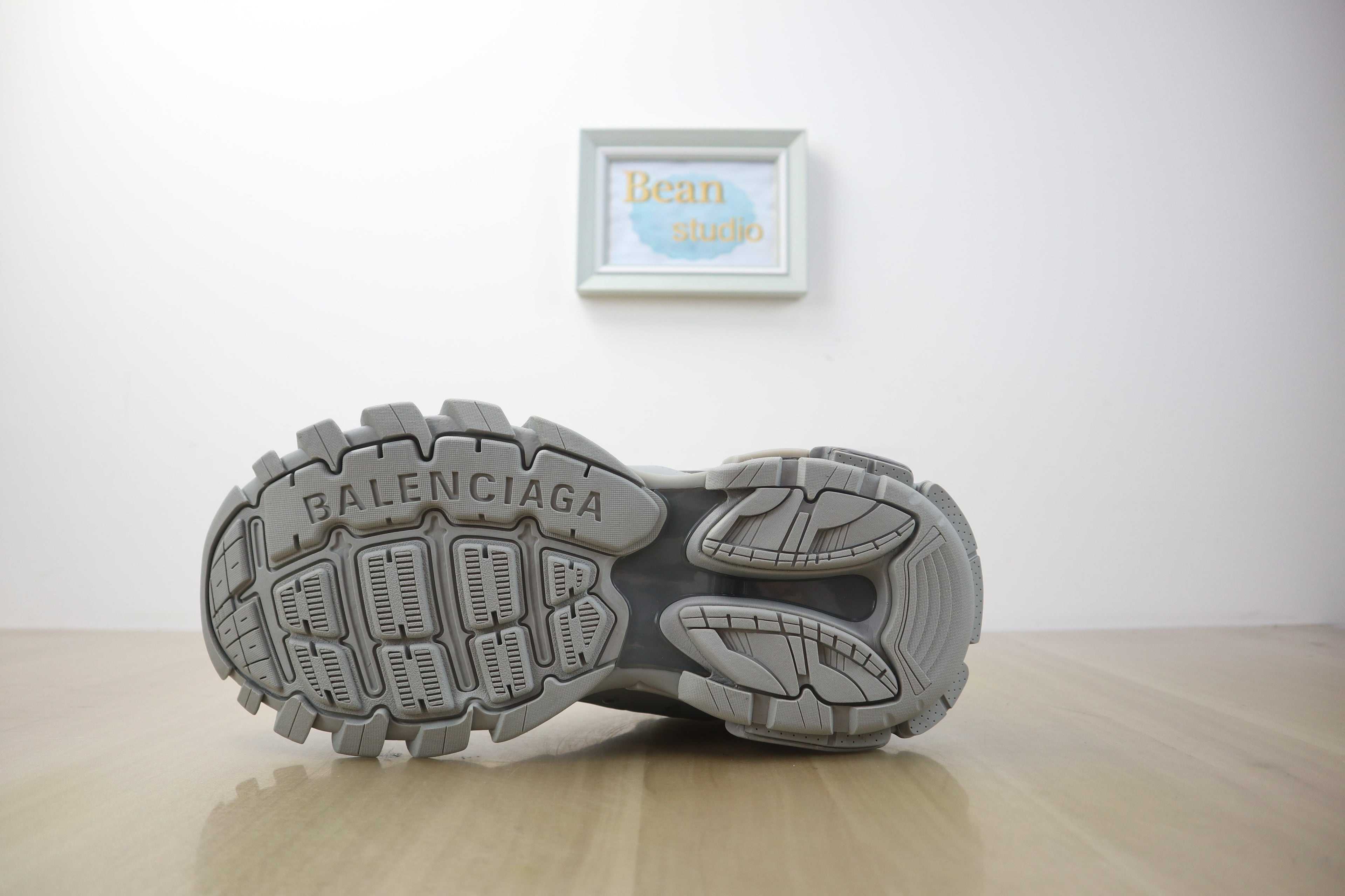 Balenciaga - Track - Grey - Vue 4