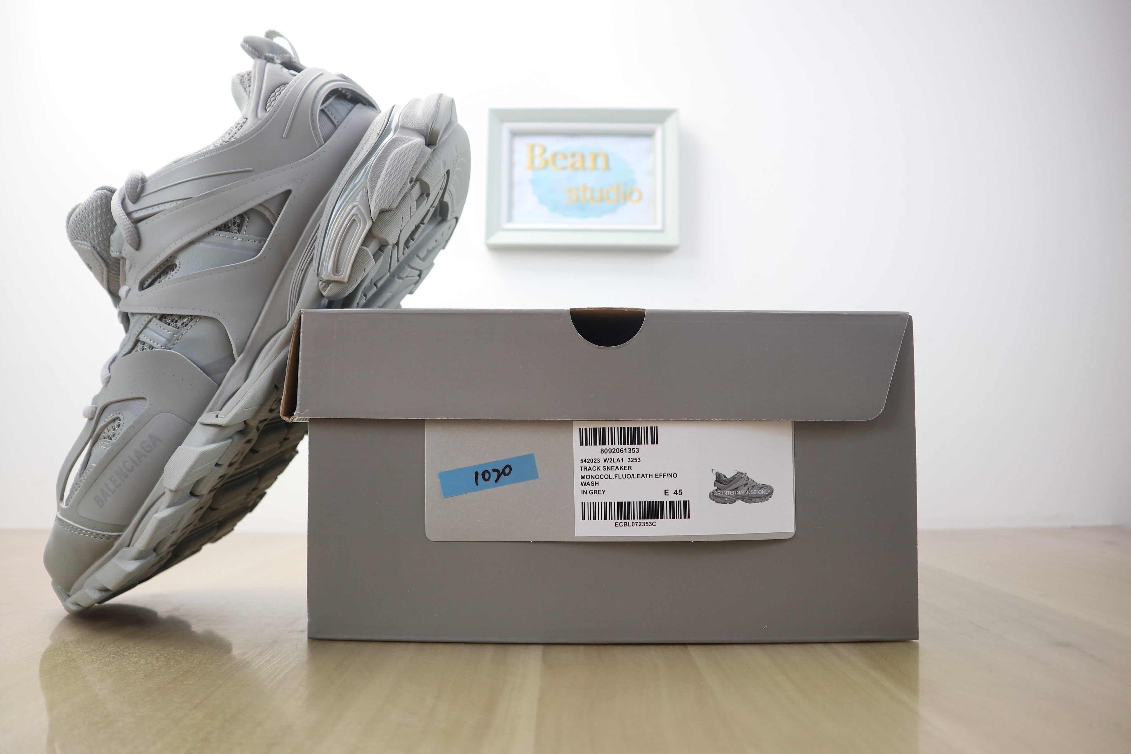 Balenciaga - Track - Grey - Vue 6
