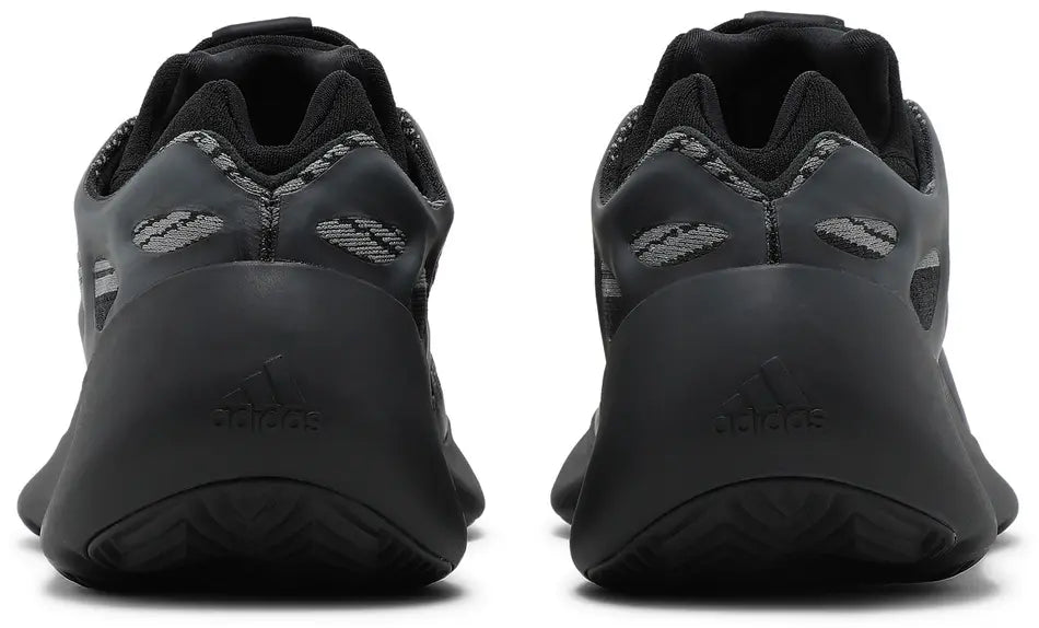 Yeezy - 700 V3 - Noir - Vue 4