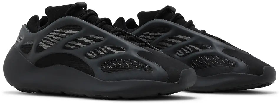 Yeezy - 700 V3 - Noir - Vue 5
