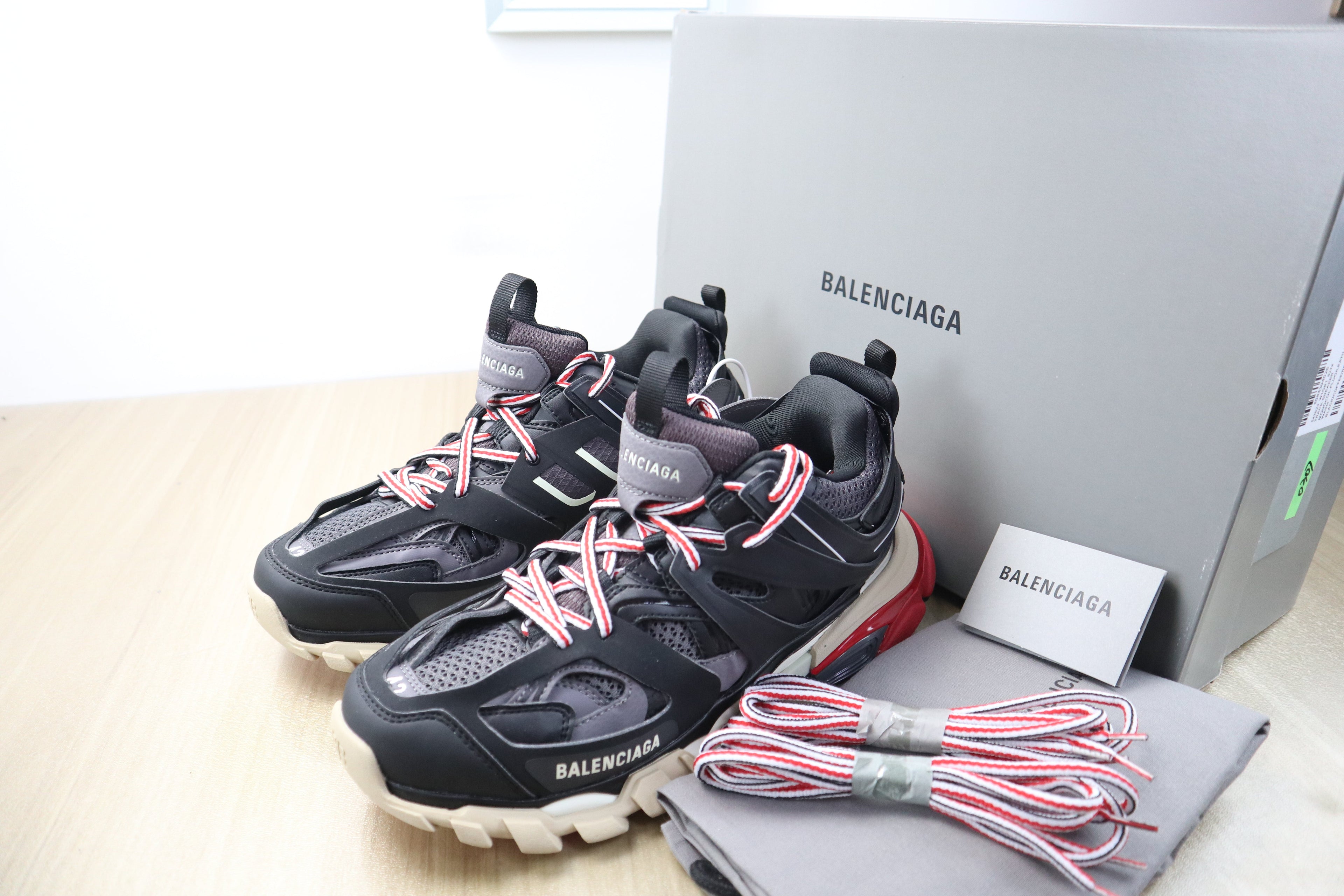 Balenciaga - Track - Noiretrouge - Vue 2