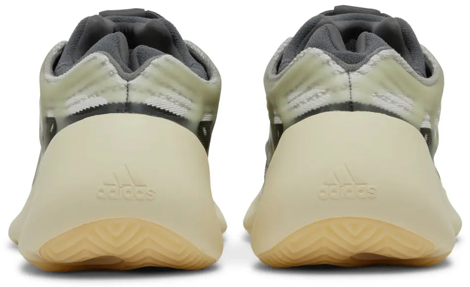 Yeezy - 700 V3 - Grey - Vue 4
