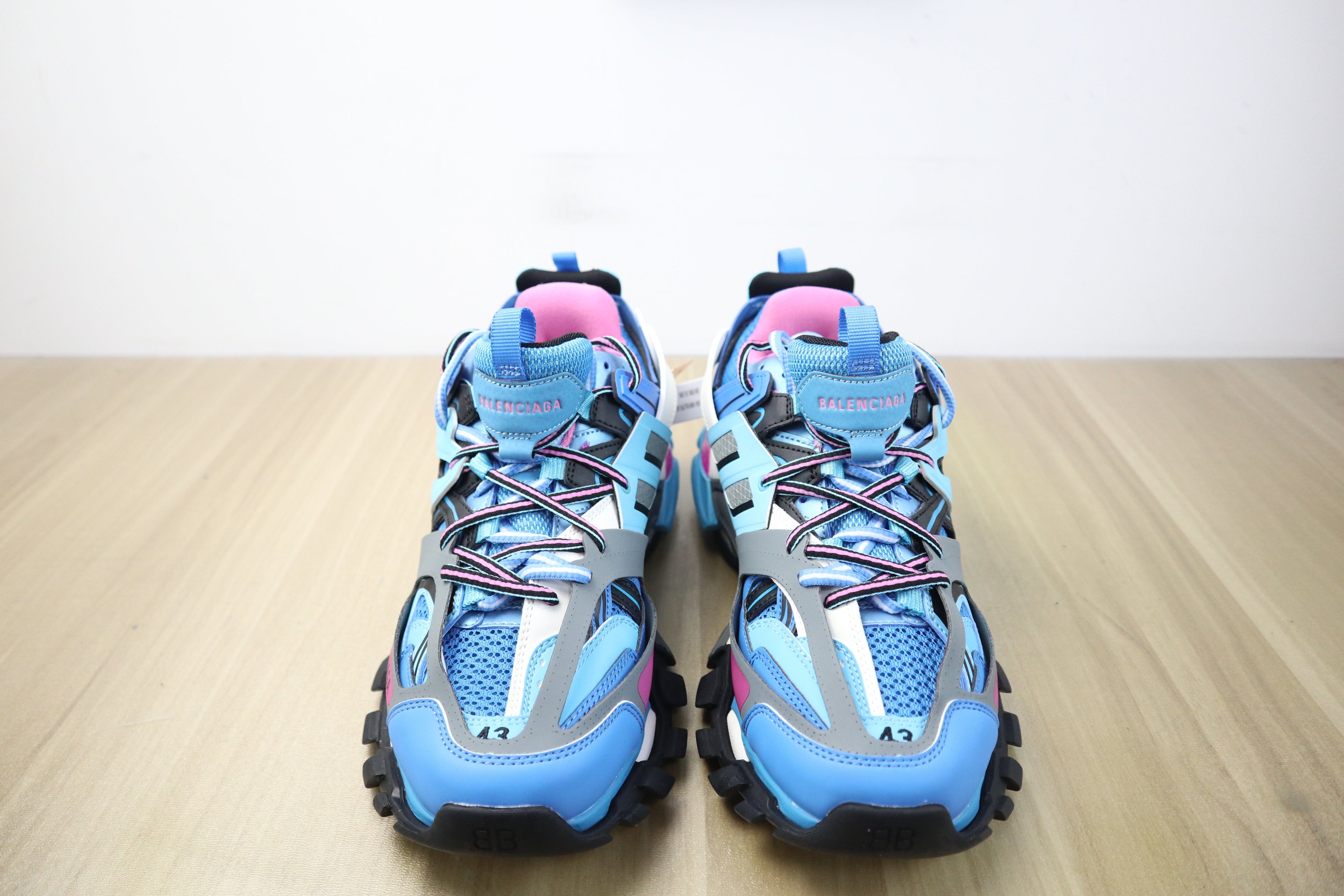 Balenciaga - Track - Bluepink - Vue 4