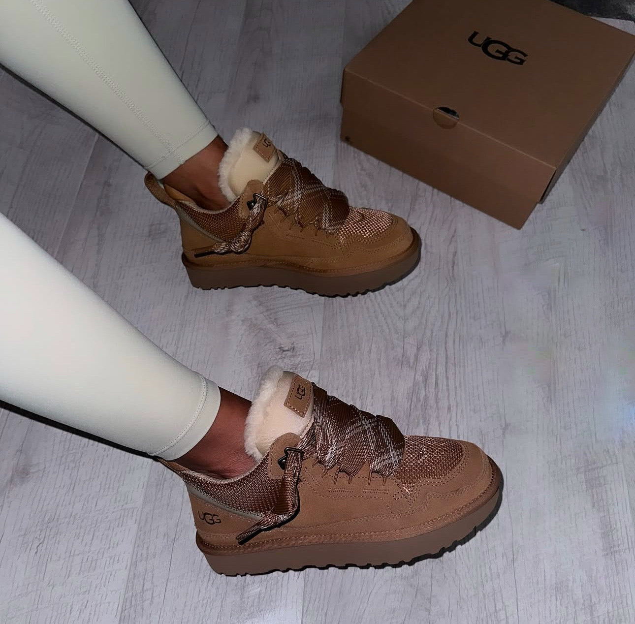 UGG - Lowmel - Chesnut - Vue 1