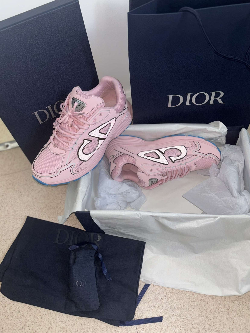 Dior - B30 - White Grey Anthracite - Vue 3