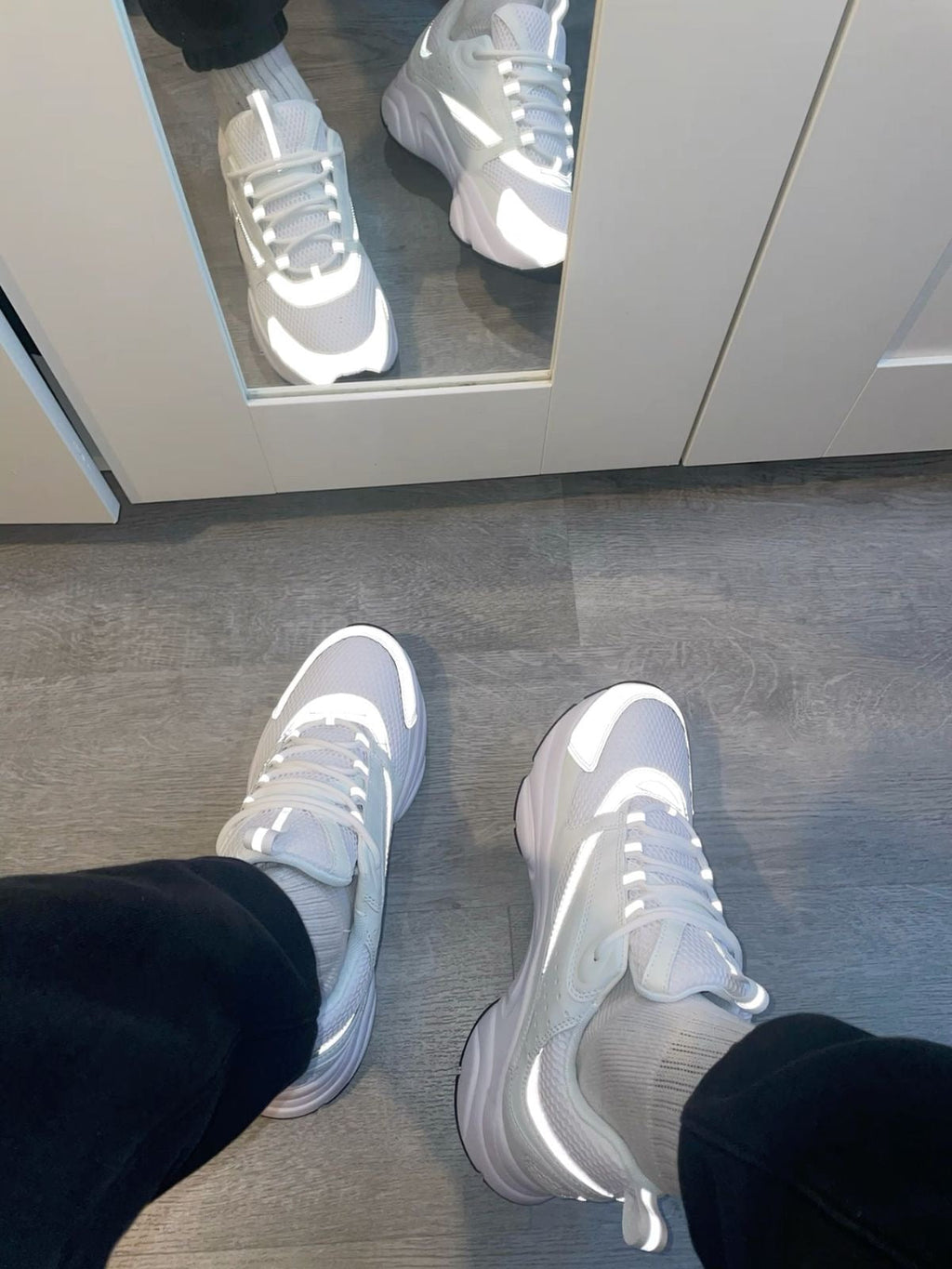 Dior - B22 - Blanc - Vue 2