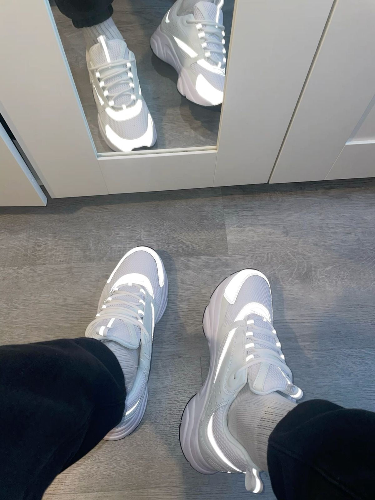 Dior - B22 - Blanc - Vue 2