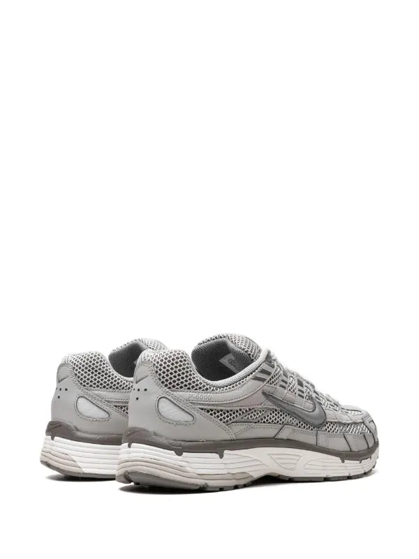 Nike - P-6000 - Beige / Gris - Vue 3