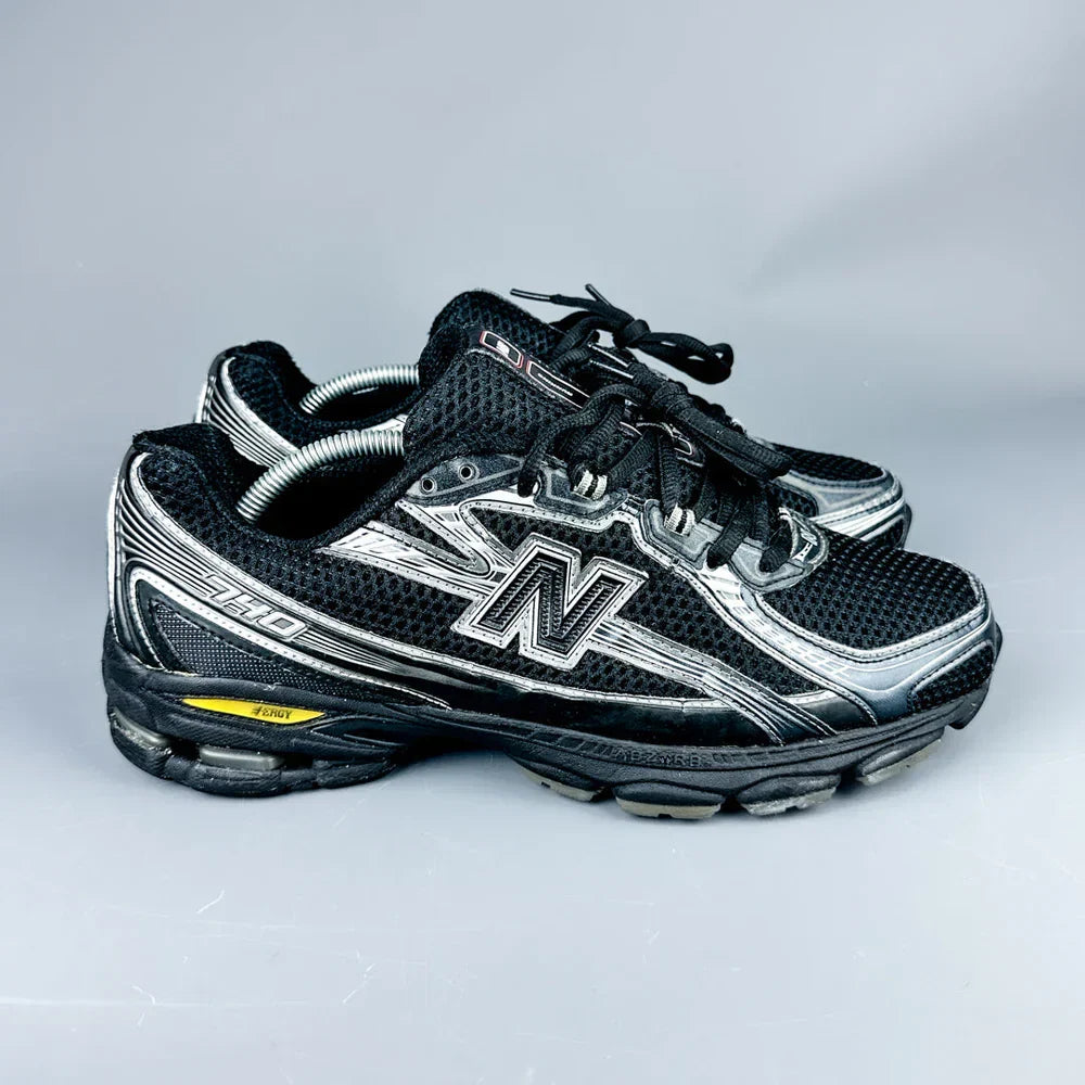 New Balance - 740 - Black - Vue 1