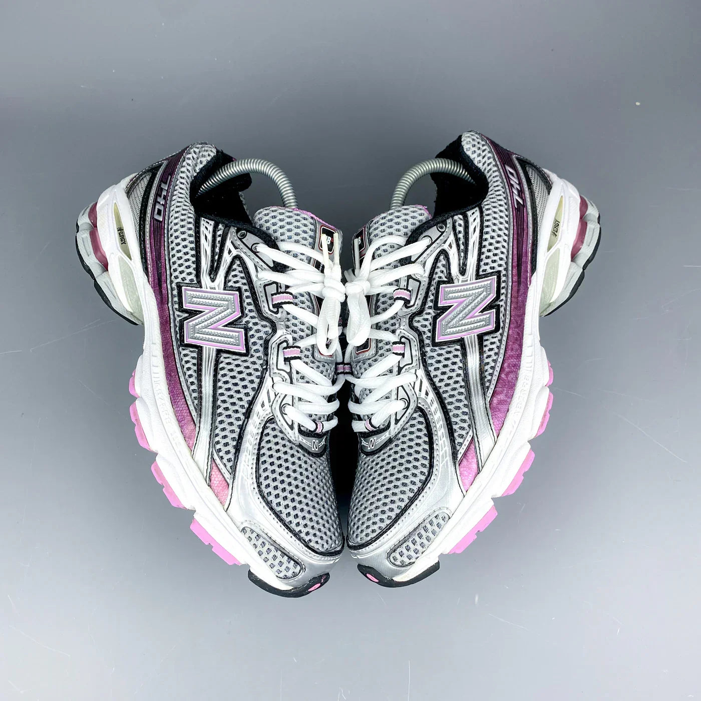 New Balance - 740 - Pink - Vue 2