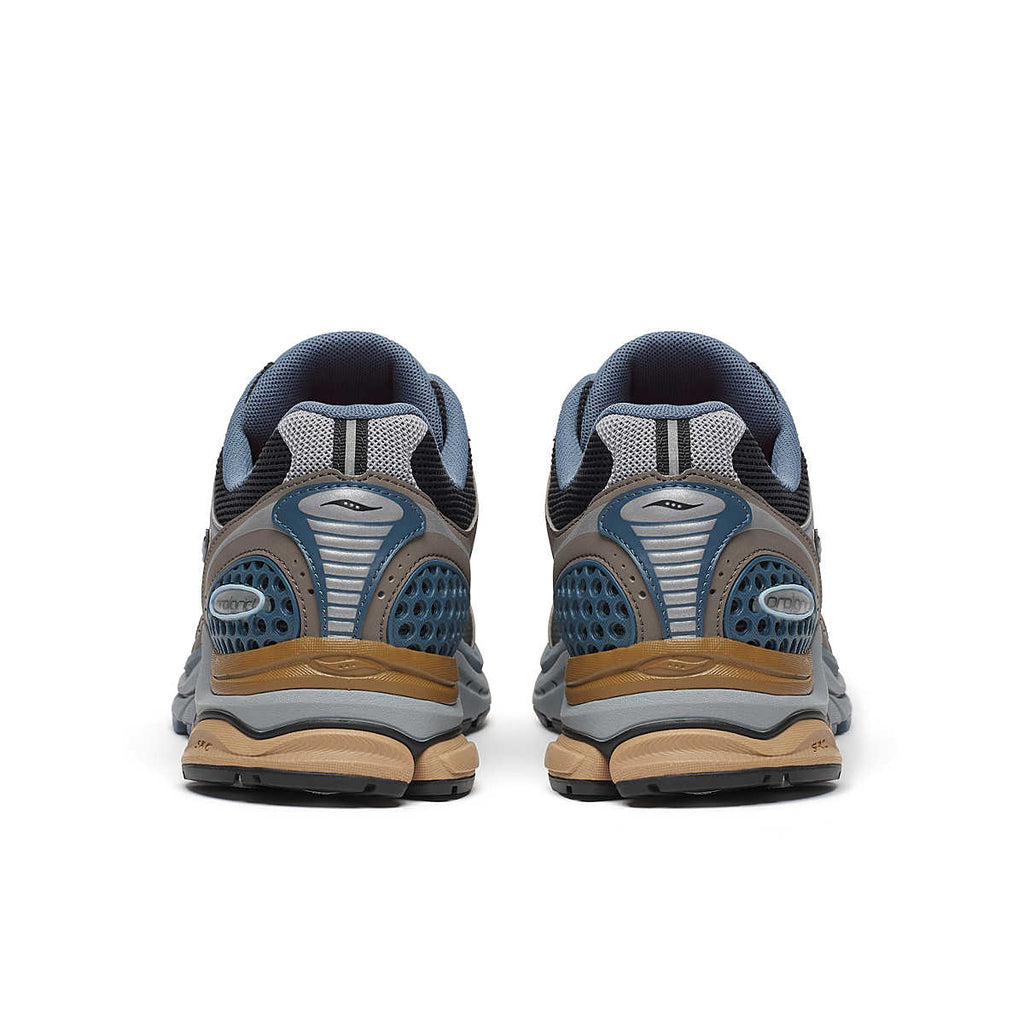 Saucony - ProGrid Triumph 4 - Winter Tech - Vue 4