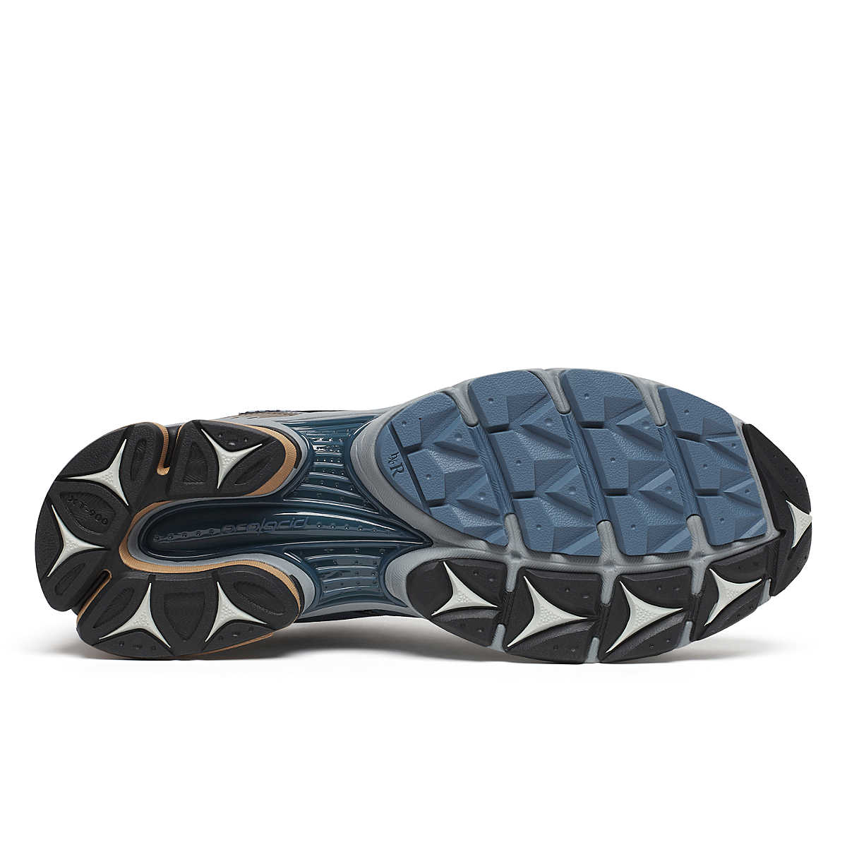 Saucony - ProGrid Triumph 4 - Winter Tech - Vue 5