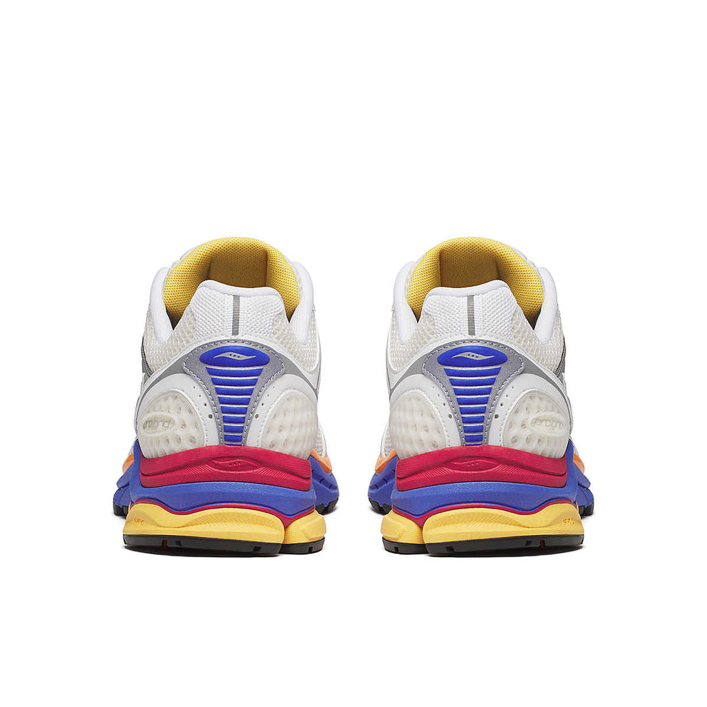 Saucony - ProGrid Triumph 4 - Galaxy - Vue 3