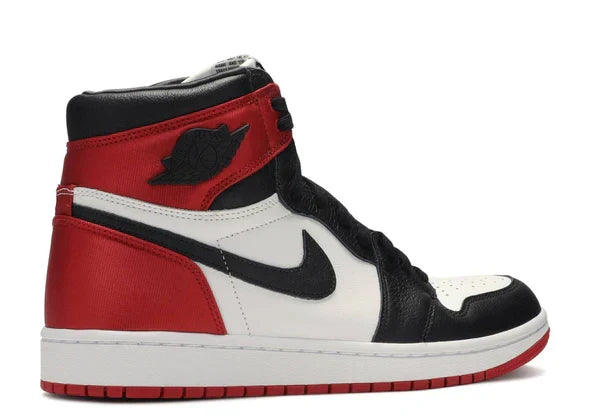 Jordan - Air Jordan 1 Retro - Satin Black Toe - Vue 3