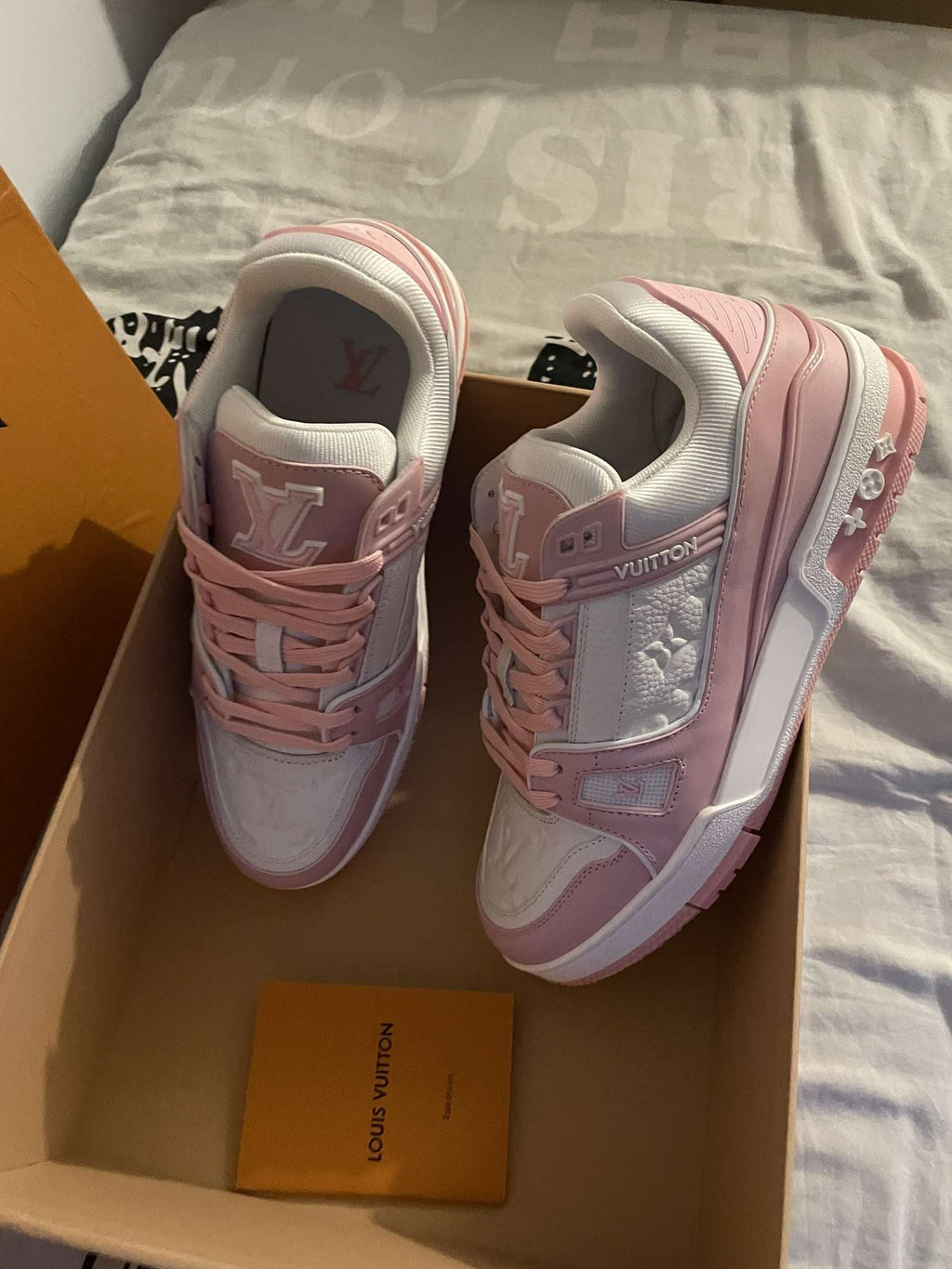 Louis Vuitton - LV Trainer - Rose - Vue 2