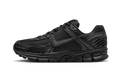 Nike - Zoom Vomero 5 - Triple Black - Vue 1
