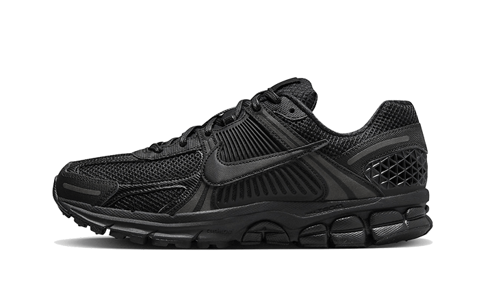 Nike - Zoom Vomero 5 - Triple Black - Vue 1